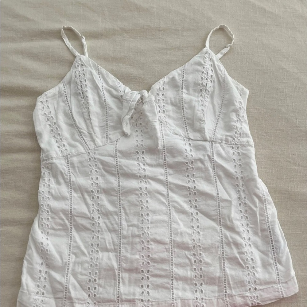 ****SOLD—on ♏️*****Eyelet Top